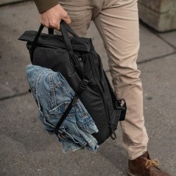 Peak Design Everyday Tote Pack 20L Negro Mochila | Mochila convertible y elegante para trabajo, fotografía y uso diario