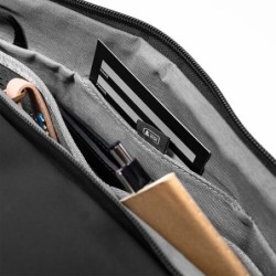 Peak Design Travel Duffel 35L Negro Bolso de Hombro | Bolso de viaje amplio y resistente para fotografía y escapadas creativas