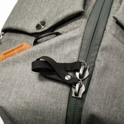 Peak Design Travel Duffelpack 65L Salvia Mochila | Mochila convertible de alta capacidad con diseño natural y modularidad total