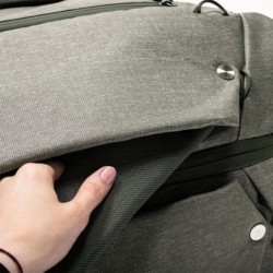 Peak Design Travel Duffelpack 65L Salvia Mochila | Mochila convertible de alta capacidad con diseño natural y modularidad total