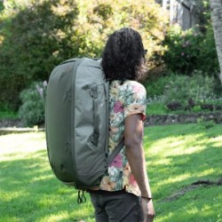 Peak Design Travel Duffelpack 65L Salvia Mochila | Mochila convertible de alta capacidad con diseño natural y modularidad total