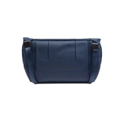 Peak Design Field Pouch Azul Estuche | Estuche de accesorios enrollable en color Midnight para fotografía y uso urbano
