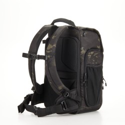 Tenba Mochila Axis V2 LT 18L Multicam Negra | Mochila táctica ligera y versátil para fotografía