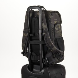 Tenba Mochila Axis V2 LT 20L Multicam Negra | Mochila fotográfica táctica de mayor capacidad