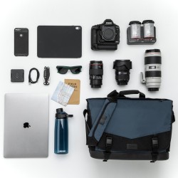 Tenba Bolsa de Hombro Messenger DNA 16 DSLR Azul | Bolsa messenger espaciosa para cámaras DSLR y portátil