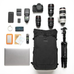 Tenba Mochila Fulton V2 16L Negra | Mochila fotográfica amplia y cómoda para fotógrafos urbanos