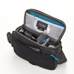 Tenba Bolsa Bandolera Axis V2 4L Multicam | Bolsa táctica con diseño camuflaje para fotógrafos