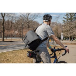 Tenba Bolsa de Hombro Messenger DNA 16 DSLR Negra | Bolsa messenger amplia para cámaras DSLR y portátil