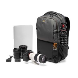 LOWERPRO Fastpack BP 250 AW III Gris | Mochila fotográfica híbrida para viajes y trabajo