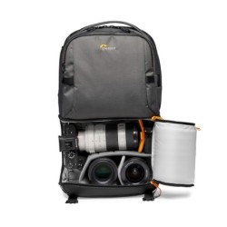LOWERPRO Fastpack BP 250 AW III Gris | Mochila fotográfica híbrida para viajes y trabajo
