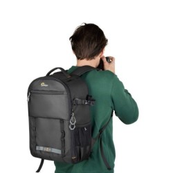 LOWERPRO Adventura BP 300 III Negro | Mochila fotográfica resistente para uso diario