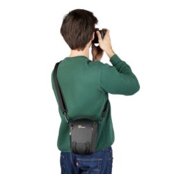 LOWERPRO Adventura TLZ 30 III Negro | Funda tipo top-loading para cámaras compactas DSLR o sin espejo