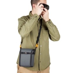 LOWERPRO Trekker Lite BP 150 AW Negro | Mochila ultraligera para fotografía de aventura