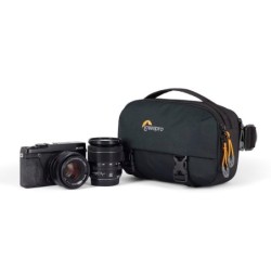 LOWERPRO Trekker LT HP 100 Negro | Bolsa de hombro compacta y acolchada para fotografía ligera