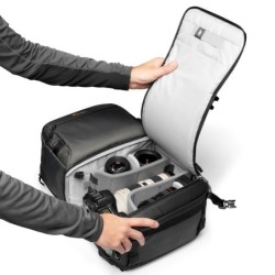 LOWERPRO Fastpack PRO BP 250 AW III Gris | Mochila híbrida profesional para fotografía y tecnología