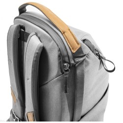 Peak Design Everyday Backpack 20L Gris Mochila | Mochila urbana y fotográfica con acceso lateral y superior