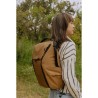 Peak Design Everyday 20L V2 Coyote Mochila | Mochila urbana y fotográfica con diseño funcional y color arena