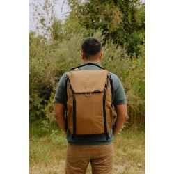 Peak Design Everyday 30L V2 Coyote Mochila | Mochila fotográfica profesional con diseño urbano en color arena