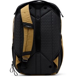 Peak Design Travel 45L Coyote Mochila | Mochila técnica expandible para fotografía y viajes largos