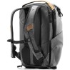 Peak Design Everyday Backpack 20L Gris Claro Mochila | Mochila técnica y elegante para cámaras, portátil y accesorios