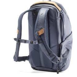 Peak Design Everyday Zip 20L Azul Mochila | Mochila técnica compacta en azul Midnight para creadores y fotógrafos urbanos