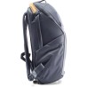 Peak Design Everyday Zip 20L Azul Mochila | Mochila técnica compacta en azul Midnight para creadores y fotógrafos urbanos