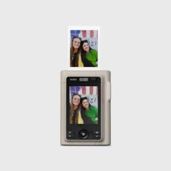 Fujifilm Instax Mini LiPlay+ Sand Beige | Compra Instax Mini LiPlay+ | Precio Cámara Instantánea Híbrida Fujifilm
