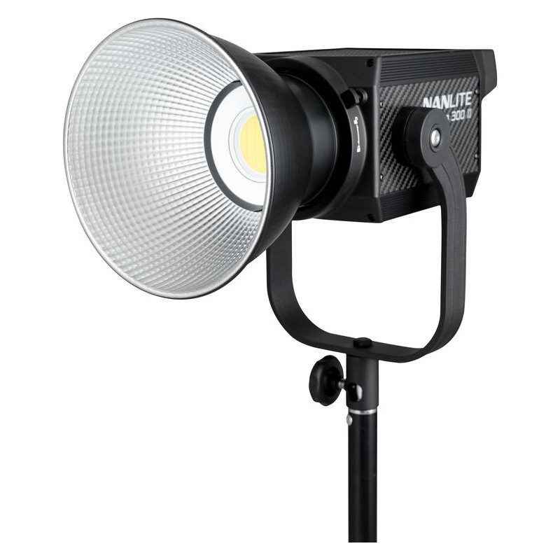 Compra Nanlite Forza 300 II Proyector LED Luz Día | Proyector LED de Alta Potencia para Fotografía y Video de Día