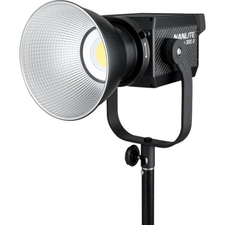 Compra Nanlite Forza 300 II Proyector LED Luz Día | Proyector LED de Alta Potencia para Fotografía y Video de Día