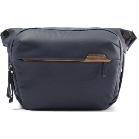 Peak Design Everyday Sling 6L V2 Azul Bandolera | Bolsa cruzada para cámara y objetos personales con estilo moderno