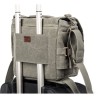 Think Tank Bolsa de Hombro Retrospective 10 V2 Pinestone | Bolsa compacta y elegante para cámaras DSLR o mirrorless con objetivo