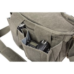 Think Tank Bolsa de Hombro Retrospective 30 V2 Pinestone | Bolsa de gran capacidad para DSLR, objetivos y portátil con estilo cl