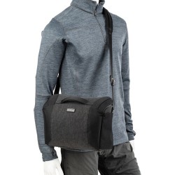 Think Tank SpeedTop Crossbody 15 Gris Estuche | Estuche cruzado de acceso rápido para fotografía urbana y diaria
