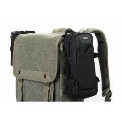 Think Tank Mochila Retrospective 15L Pinestone | Estilo clásico y capacidad funcional para fotografía urbana o de viaje