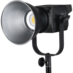 Compra Nanlite Forza 200 Proyector LED | Proyector LED Compacto de Alta Potencia para Producciones Profesionales