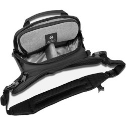 Wandrd Rogue Sling Bag 4L Black | bolsa bandolera fotográfica | bolsa sling fotográfica | bolsa sling fotográfica negra urbana