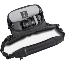 Wandrd Rogue Sling Bag 4L Black | bolsa bandolera fotográfica | bolsa sling fotográfica | bolsa sling fotográfica negra urbana