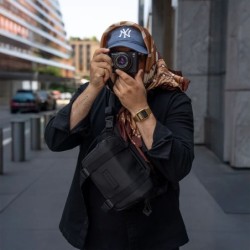 Wandrd Rogue Sling Bag 4L Black | bolsa bandolera fotográfica | bolsa sling fotográfica | bolsa sling fotográfica negra urbana