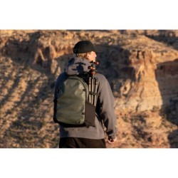 Wandrd Stratus Photo 18L Wasatch Green Mochila Fotográfica Urbana | mochila fotográfica urbana | mochila fotográfica discreta