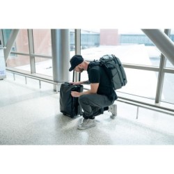 Wandrd Transit Travel Backpack 45L Wasatch Green Mochila de Viaje | mochila viaje fotografía | mochila cámara viaje