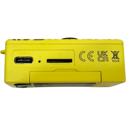 Yashica Funtastic Snoopy Sweet Dreams | camara llavero snoopy relax | mini camara clip diaria | camara retro flip selfie descans