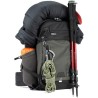 Think Tank Mochila BackLight 26L Negra | Mochila profesional con acceso trasero, ideal para fotografía de naturaleza y viajes