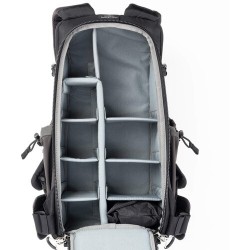 Think Tank Mochila BackLight Sprint Slate Negra | Mochila ligera para fotografía de aventura con estilo discreto y acceso traser