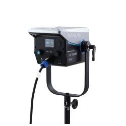 Compra Nanlite FC-500B | Proyector LED Bicolor de 500W para Iluminación Profesional