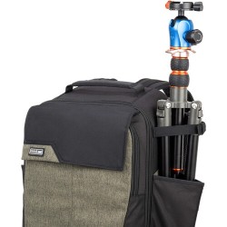 Think Tank Mochila Mirrorless Mover Verde | Mochila compacta para cámaras sin espejo con múltiples ópticas y tablet