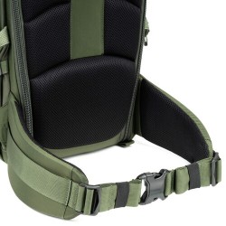Think Tank Mochila BackLight 18L Verde | Mochila compacta para fotógrafos de aventura con acceso trasero seguro