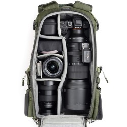 Think Tank Mochila BackLight 18L Verde | Mochila compacta para fotógrafos de aventura con acceso trasero seguro