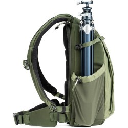 Think Tank Mochila BackLight Sprint Verde | Mochila fotográfica ligera con acceso trasero para fotógrafos activos