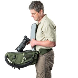 Think Tank Mochila BackLight Sprint Verde | Mochila fotográfica ligera con acceso trasero para fotógrafos activos