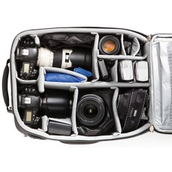 Think Tank Mochila Airport Accelerator | Mochila de gran capacidad para equipos fotográficos profesionales y compatible con equi